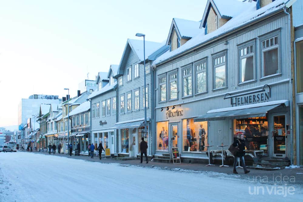 Centro de Tromso en pleno invierno