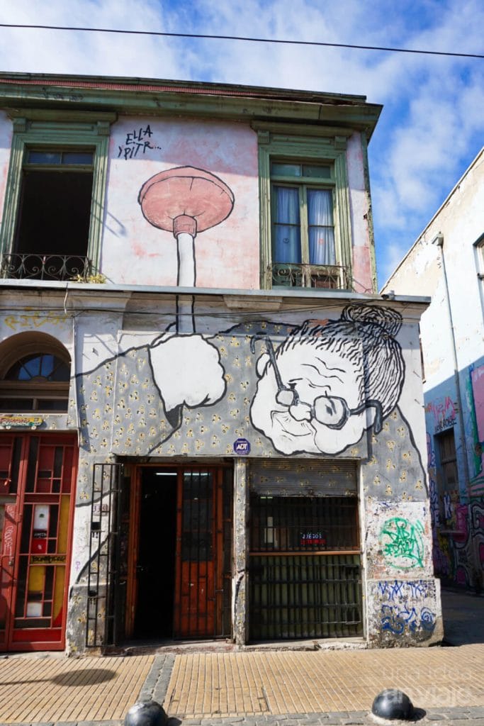 Mural de la abuela Valparaíso