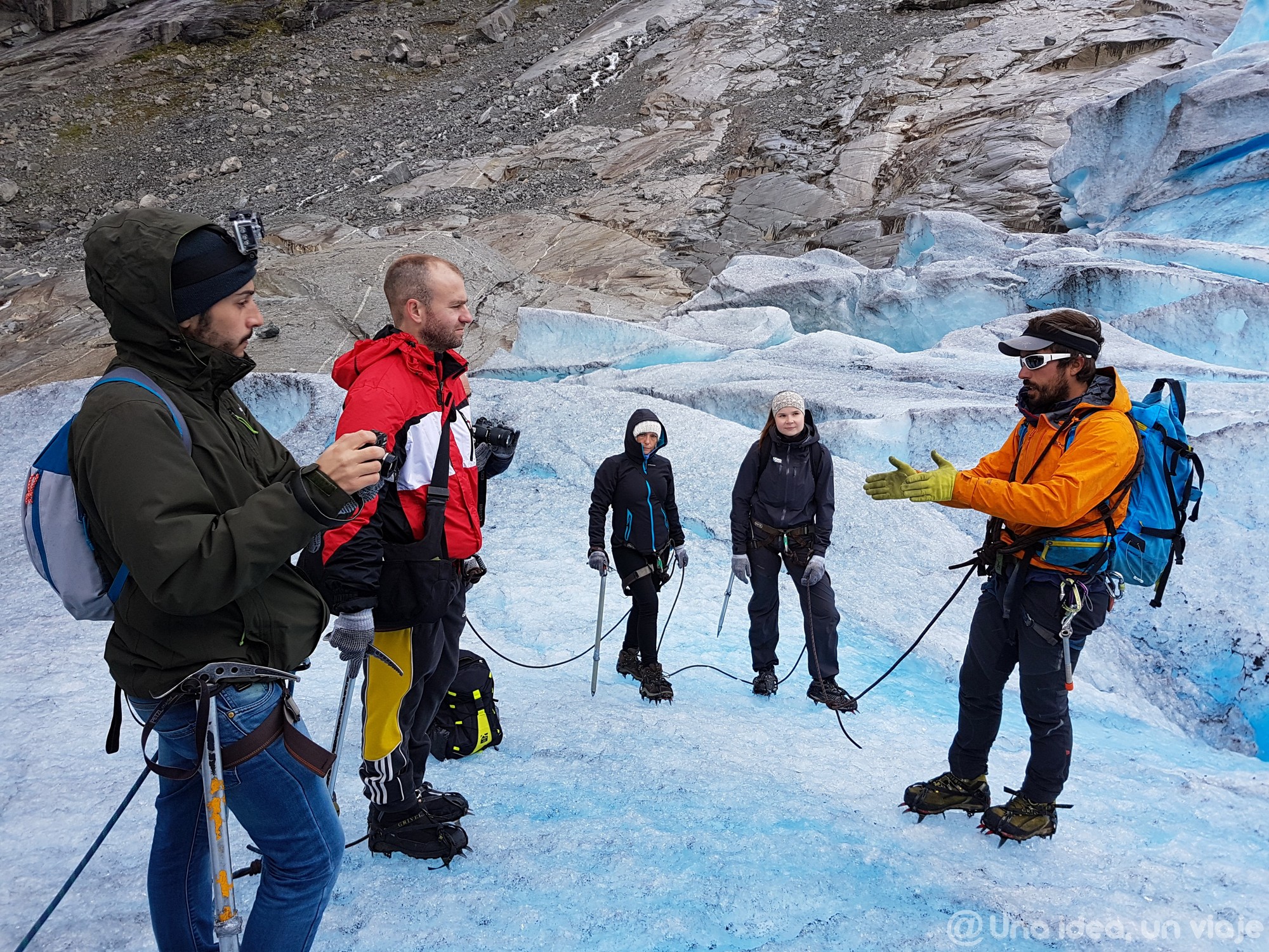 Trekking glaciar Noruega