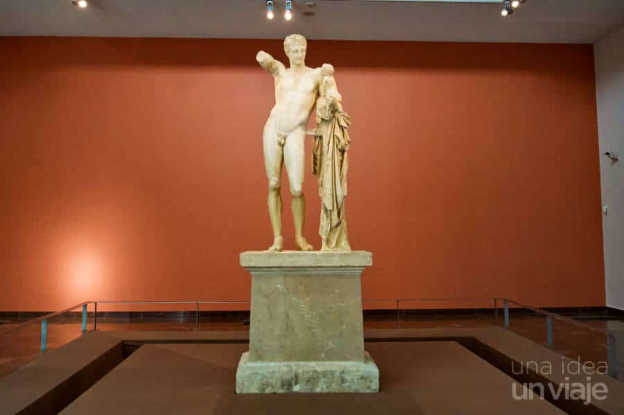 Olimpia - Hermes de Praxíteles