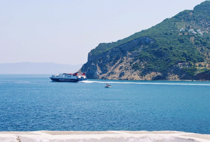 ferry de Santorini a Mykonos