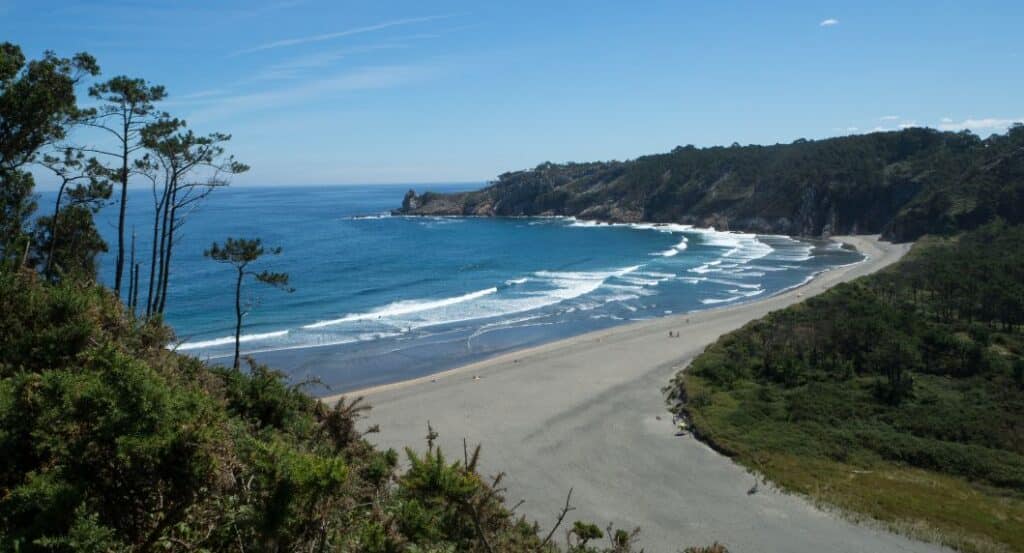 mejores-playas-oeste-asturias-Barayo